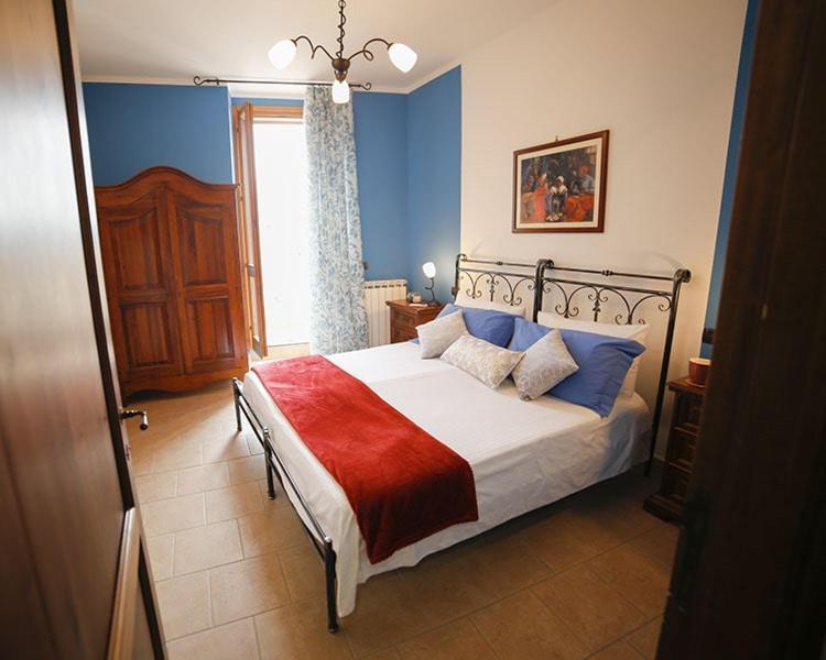 Palazzo Le Muse Apartments 贝瓦尼亚 外观 照片